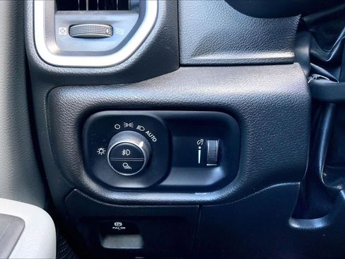 Used 2022 RAM 1500 Lone Star image 33