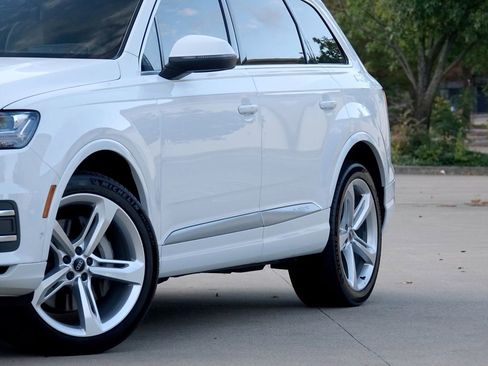 Used 2019 Audi Q7 3.0T Prestige w/ Prestige Package image 22