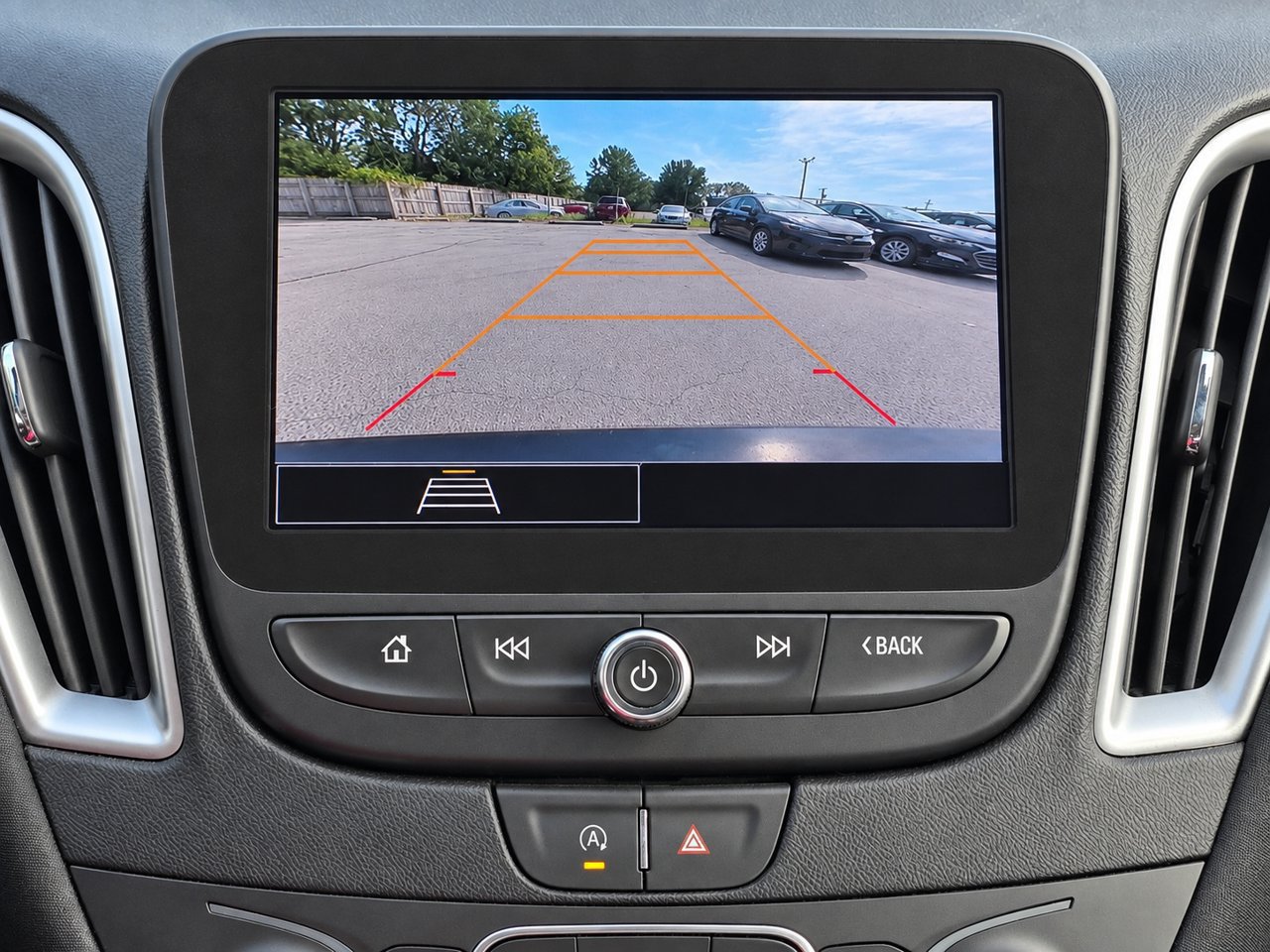 Certified 2024 Chevrolet Malibu LT FWD image 17