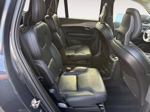 Used 2022 Volvo XC90 T8 Inscription w/ Advanced Package AWD/4WD image 18