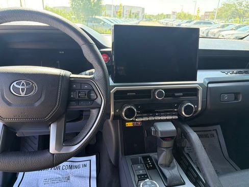 Used 2026 Toyota Tacoma TRD Off-Road w/ TRD Off Road Premium Package AWD/4WD image 27