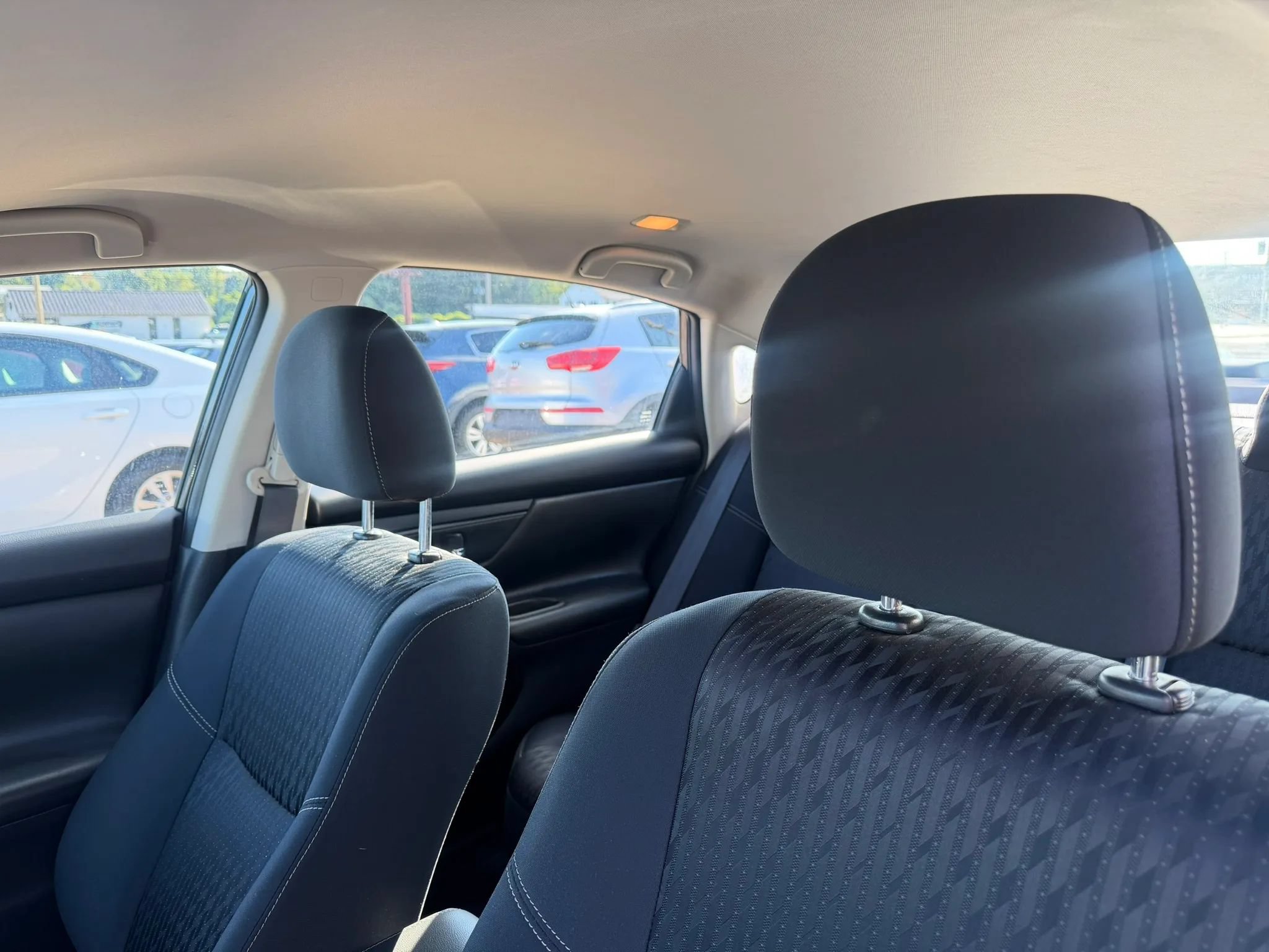 Used 2018 Nissan Altima 2.5 S w/ S Convenience Package FWD image 13