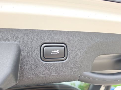 New 2026 Kia Sportage SX FWD image 11