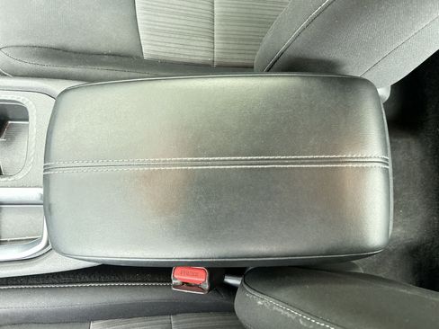 Used 2024 Nissan Sentra SV FWD image 21