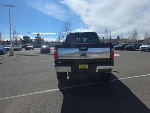 Used 2016 Ford F350 Platinum w/ Platinum Package image 4