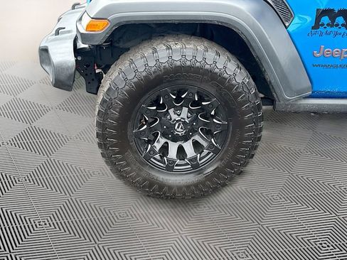 Used 2022 Jeep Wrangler Unlimited Rubicon w/ Steel Bumper Group image 35