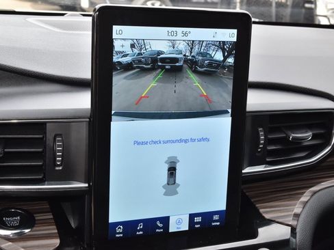 Certified 2023 Ford Explorer Limited w/ Limited Technology Package image 30