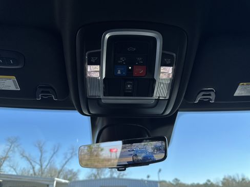 Used 2024 RAM 2500 Limited AWD/4WD image 21