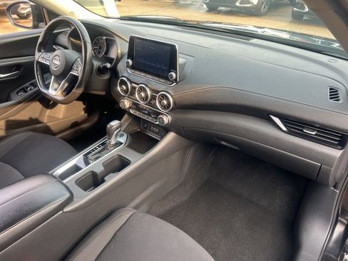 Used 2024 Nissan Sentra SV w/ All-Weather Package image 19