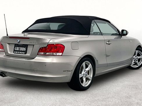 Used 2012 BMW 128i Convertible RWD image 2