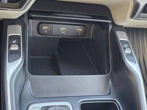 Used 2021 Kia Sorento S image 21