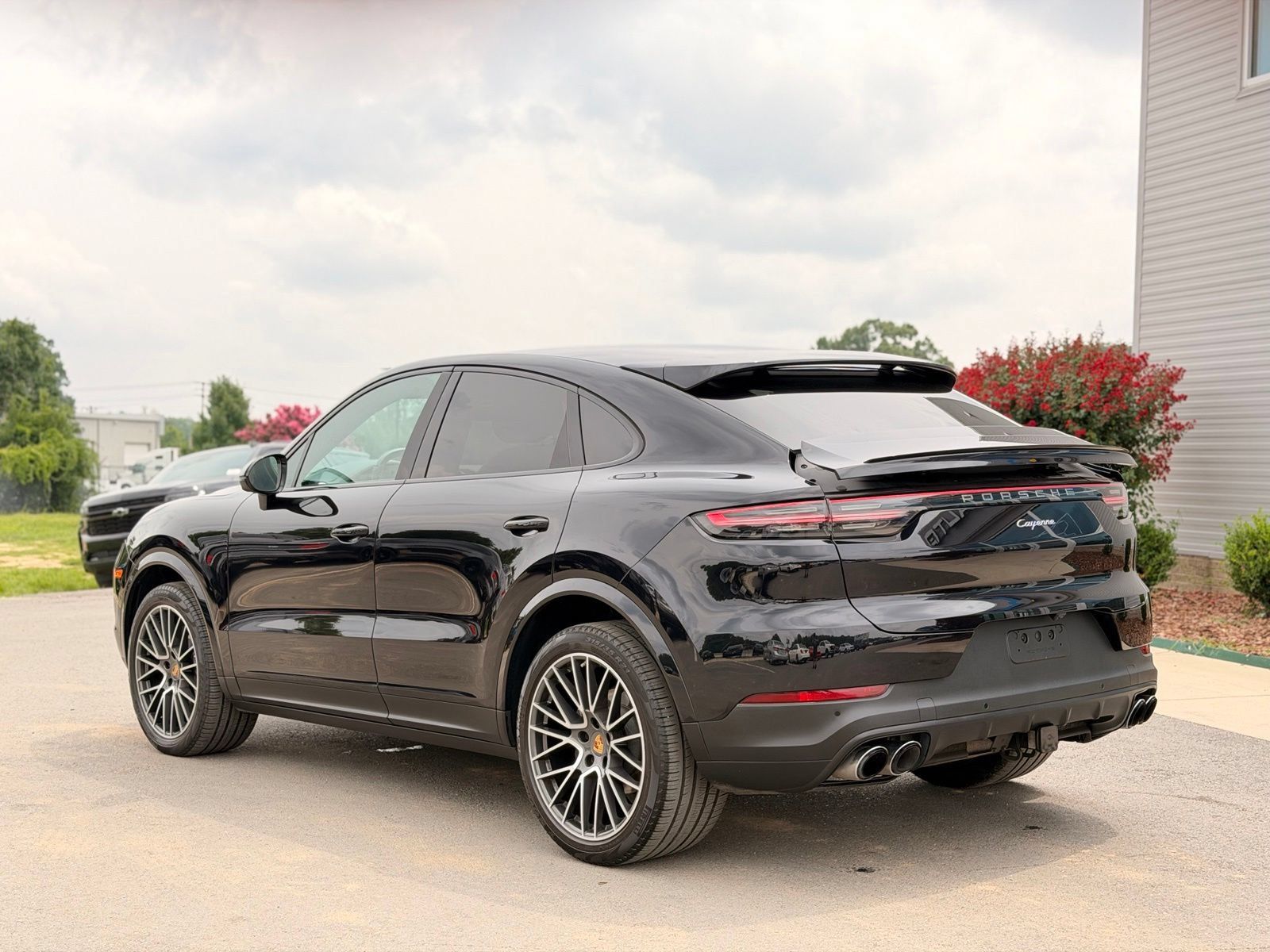 Used 2021 Porsche Cayenne Coupe AWD/4WD image 15