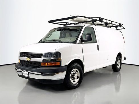 Used 2021 Chevrolet Express 3500 w/ Driver Convenience Package image 1