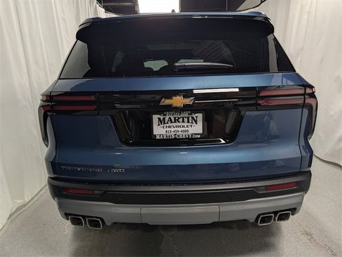 New 2026 Chevrolet Traverse LT w/ Sun and Wheel Package image 4