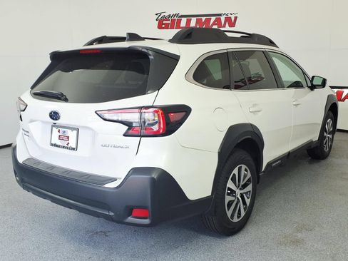 Certified 2025 Subaru Outback Premium w/ Popular Package #1A AWD/4WD image 6