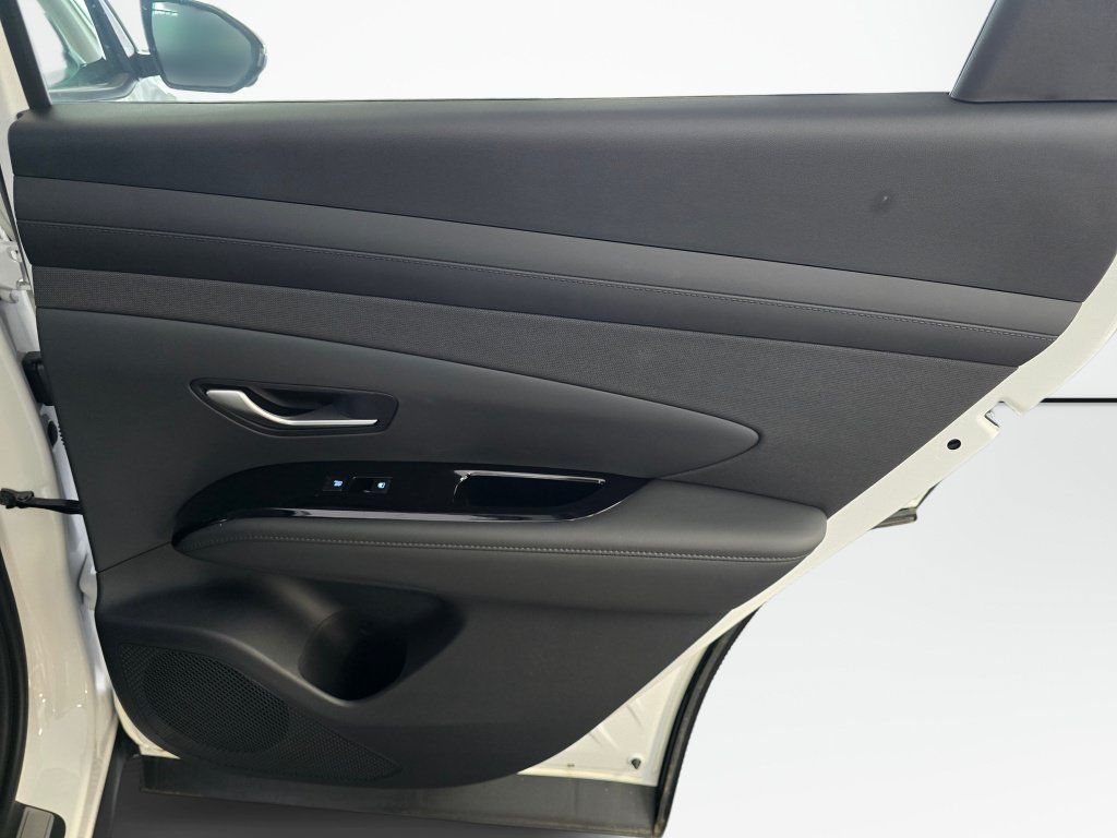 New 2026 Hyundai Tucson Limited AWD/4WD image 38