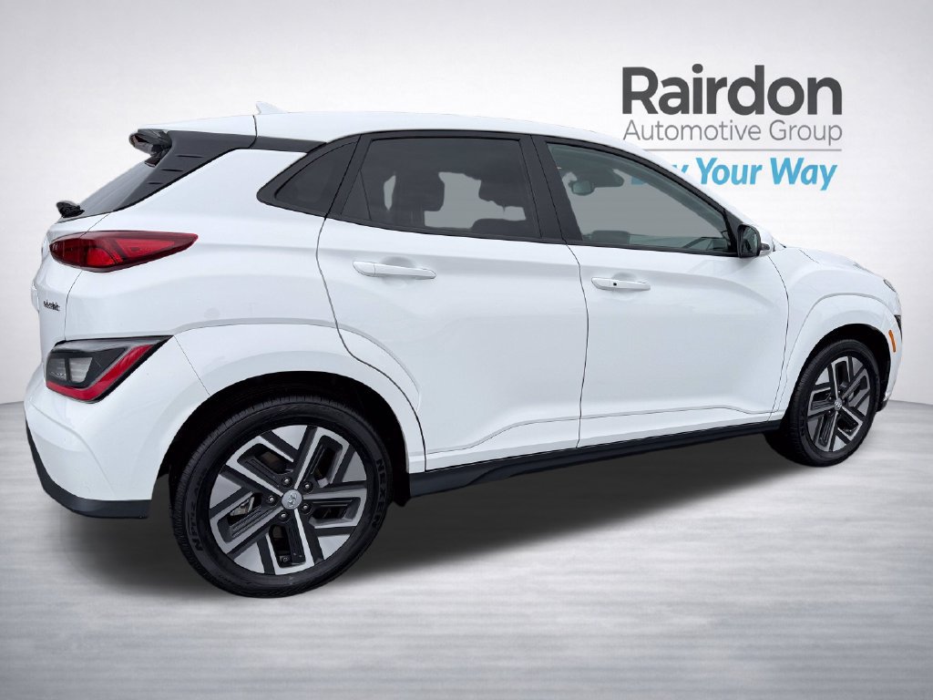 Used 2023 Hyundai Kona SE FWD image 7