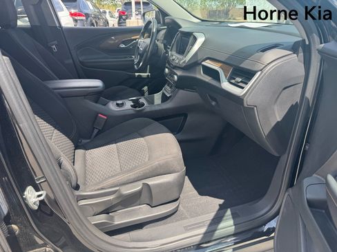 Used 2020 GMC Terrain SLE w/ LPO, Floor Liner Package FWD image 27