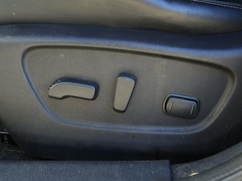 Used 2014 Nissan Rogue SL image 23