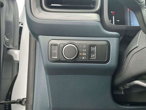 New 2025 Ford Maverick XLT w/ XLT Luxury Package AWD/4WD image 14