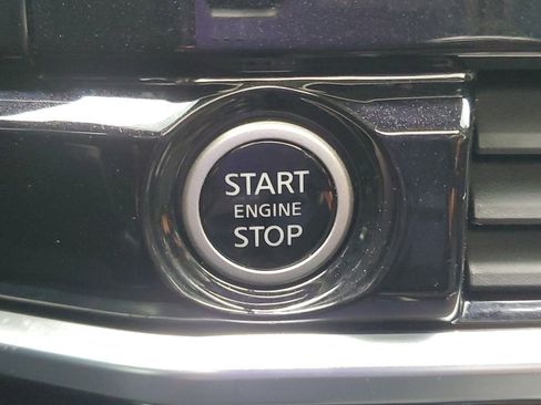 Used 2023 Nissan Pathfinder Platinum w/ Cargo Package image 30