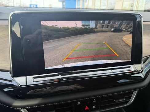 Used 2024 Volkswagen Atlas SE image 5