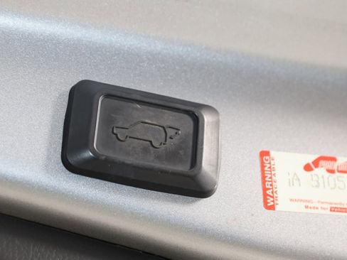 Used 2023 Toyota RAV4 XLE w/ Convenience Package image 47