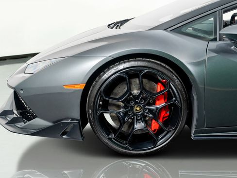 Used 2017 Lamborghini Huracan LP 610-4 image 20