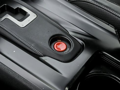 Used 2015 Nissan GT-R Black Edition image 36