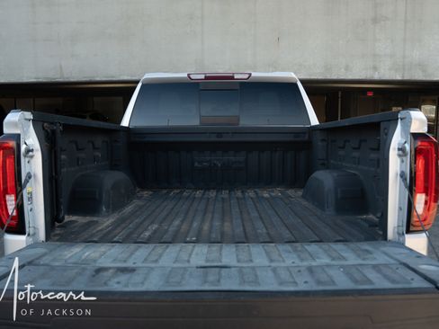 Used 2019 GMC Sierra 1500 SLT w/ SLT Premium Plus Package image 27