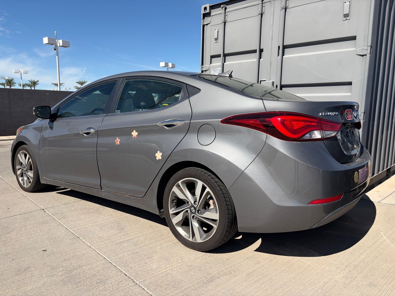 Used 2014 Hyundai Elantra Limited w/ Option Group 03 FWD image 3