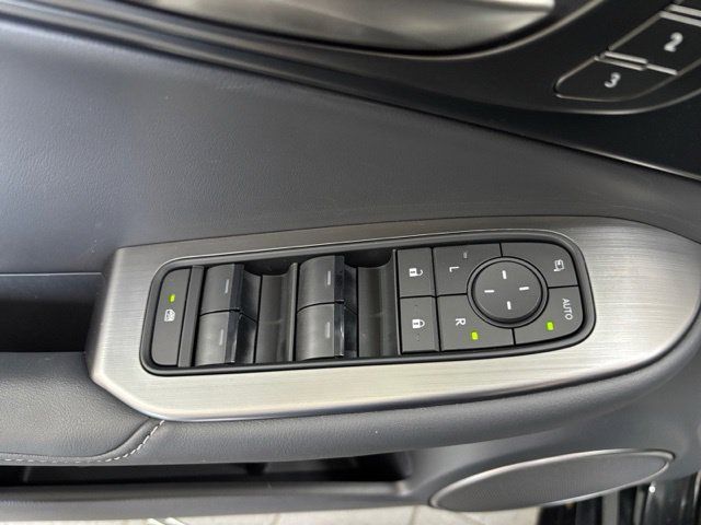 Used 2026 Lexus IS 350 F Sport w/ Technology Package AWD/4WD image 9