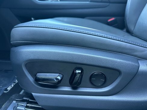 Used 2024 Lexus RZ 300e Premium image 14