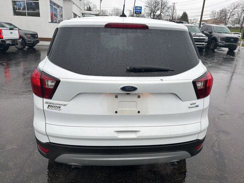 Used 2019 Ford Escape SE image 7