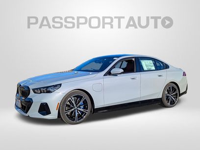 New 2026 BMW 550e xDrive