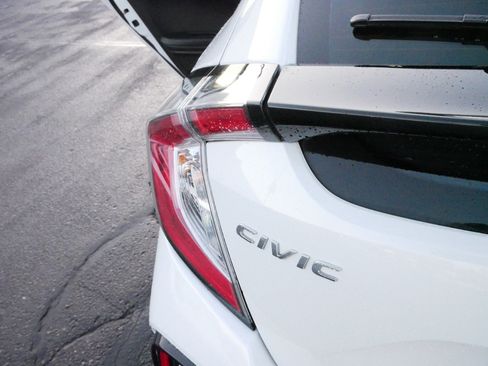 Used 2020 Honda Civic Sport image 17