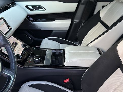 Used 2019 Land Rover Range Rover Velar R-Dynamic SE AWD/4WD image 20