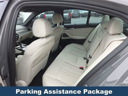 Used 2021 BMW 540i w/ Executive Package RWD image 9