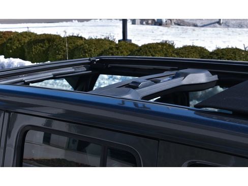 Used 2022 Jeep Wrangler Unlimited Rubicon 4xe w/ Steel Bumper Group image 38