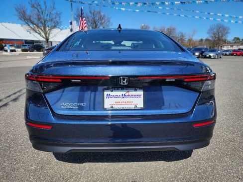 Used 2025 Honda Accord SE image 4