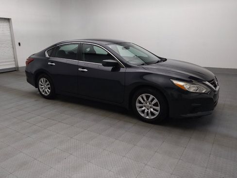 Used 2018 Nissan Altima 2.5 S w/ S Convenience Package FWD image 11