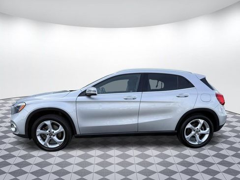 Used 2018 Mercedes-Benz GLA 250 4MATIC image 4