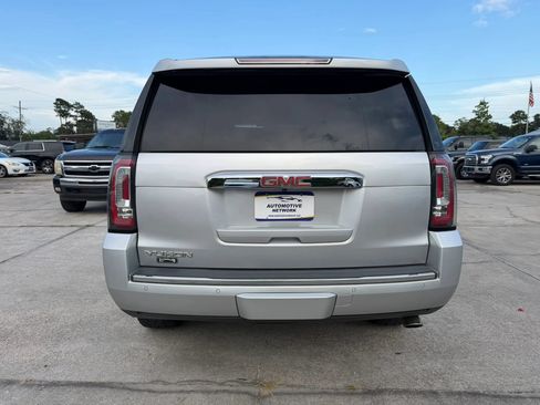 Used 2020 GMC Yukon Denali w/ Denali Ultimate Package RWD image 4