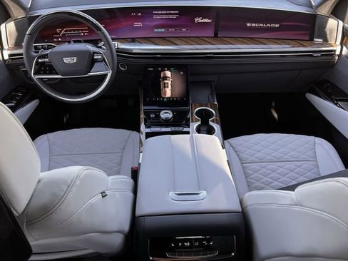 Certified 2026 Cadillac Escalade Platinum Sport w/ LPO, ONYX Package image 13