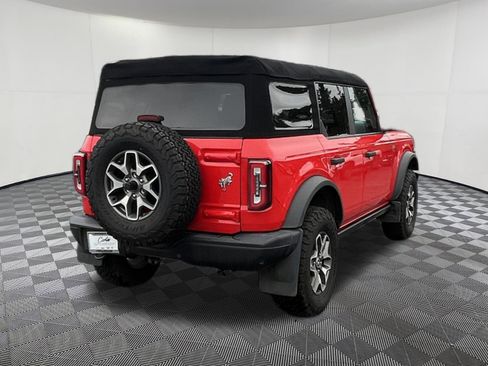 Used 2023 Ford Bronco Badlands image 6