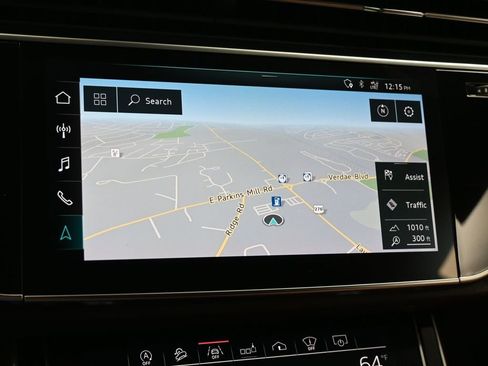 Used 2019 Audi Q8 Prestige image 17