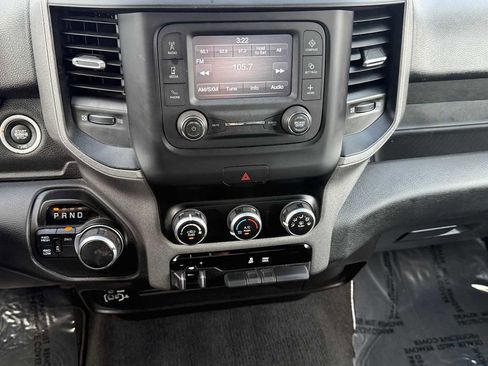 Used 2024 RAM 2500 Tradesman w/ Chrome Appearance Group image 29