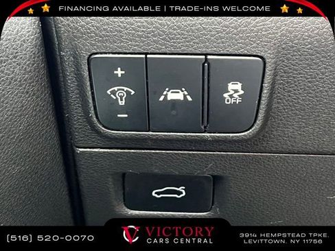 Used 2023 Kia K5 LXS image 28