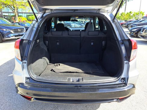 Used 2019 Honda HR-V Sport image 5