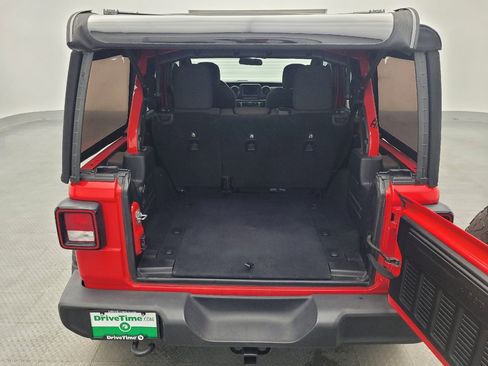 Used 2018 Jeep Wrangler Unlimited Sport S image 29